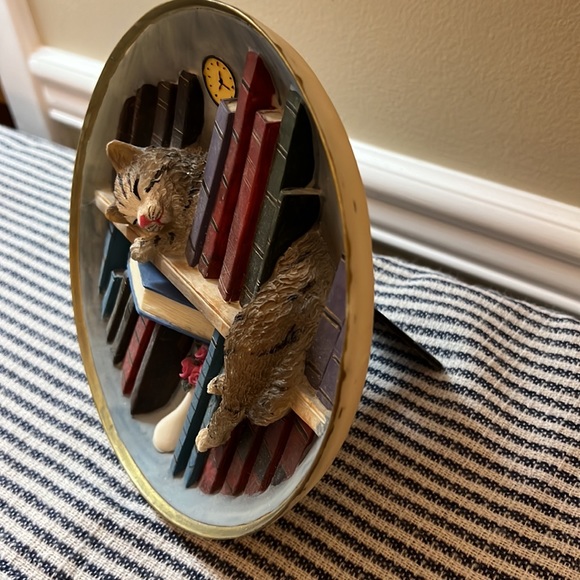 3D Cat Plate Stand - Picture 3 of 7
